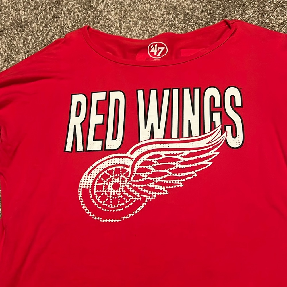 Detroit Red Wings long sleeve shirt